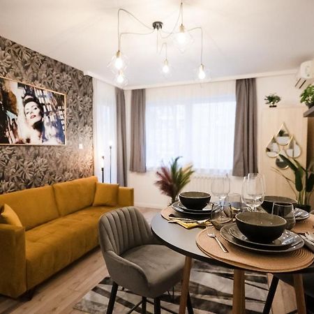 Moonlight Premium Central Apartment Boedapest Buitenkant foto
